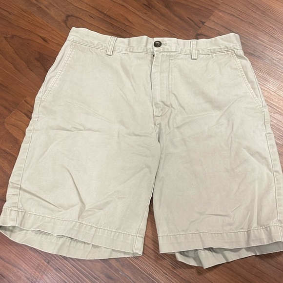 Men’s Khaki Brown Shorts - Picture 3 of 6
